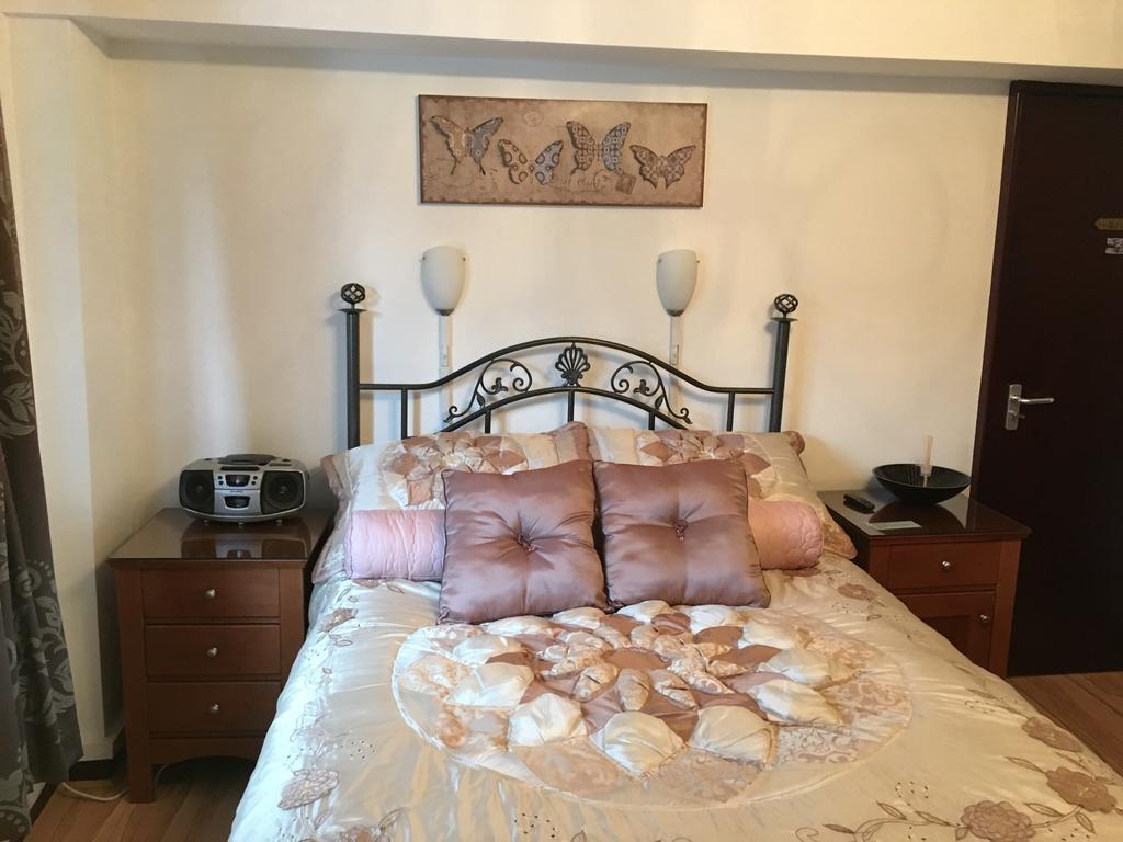 Smithy Lodge Guest House เลย์แลนด์ ภายนอก รูปภาพ